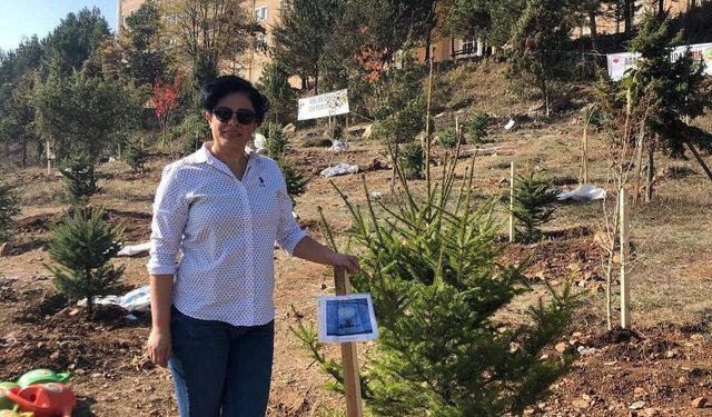 Oğlunun acısına dayanamadı, kalp krizinden öldü