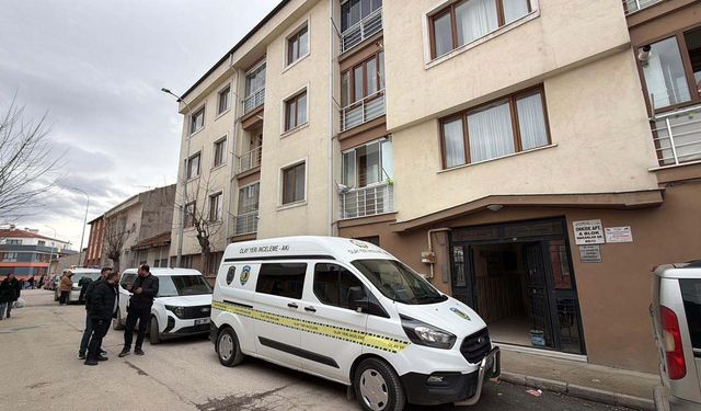 Pencereden düşen 11 yaşındaki Umut, ağır yaralandı