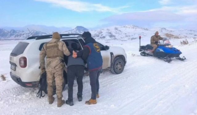 12 yıl 8 ay cezalı firari karda kaçamadı