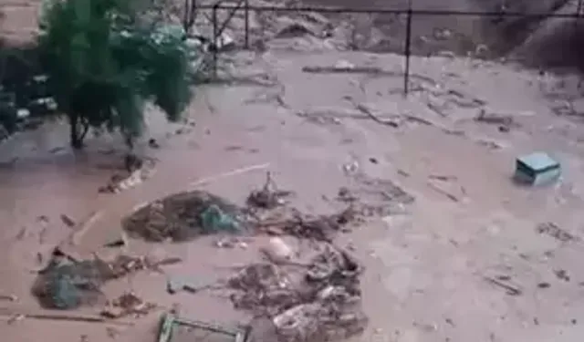 Şırnak’ta sağanak; dereler taştı, evleri su bastı