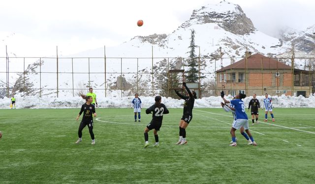 Hakkarigücü sahada şov yaptı: 7-1’lik zafer