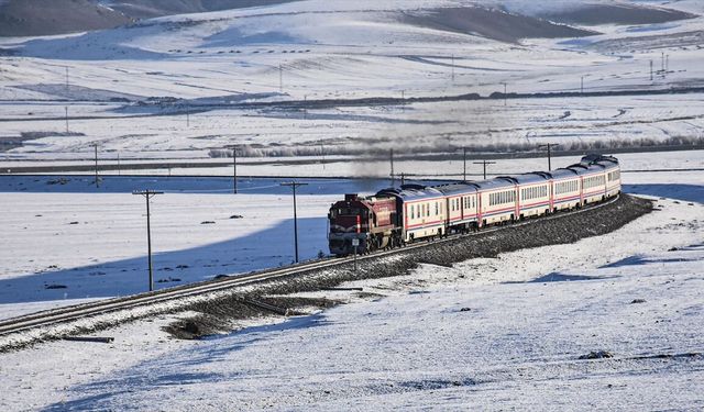 Doğu Ekspresi sezonu 10 bin yolcuyla kapandı