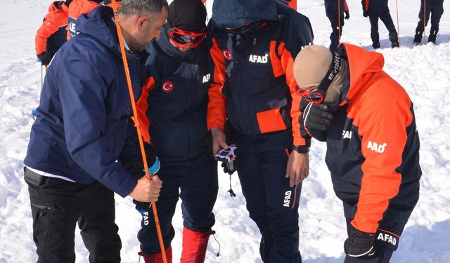 Life beep ile arama-kurtarma eğitimi