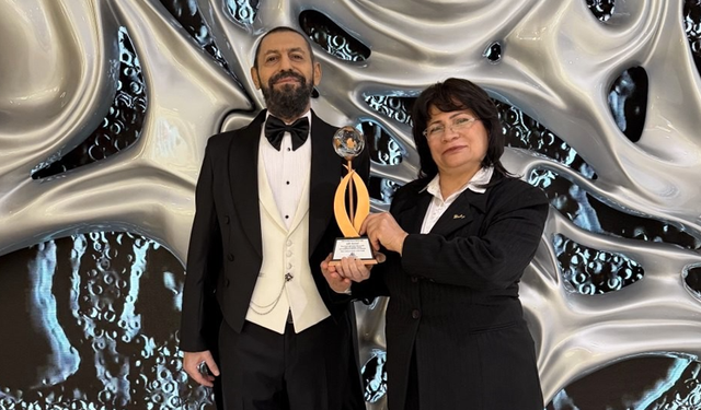 Yılın barış insanı ödülü Akif Manaf’a verildi