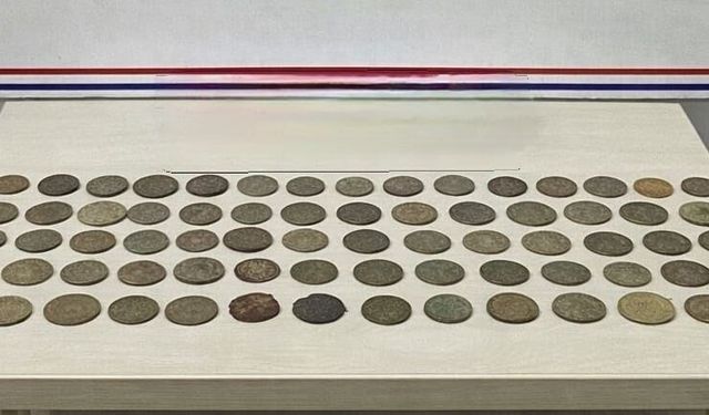 Tarihi eser kaçakçılığı operasyonu: 70 sikke ele geçirildi