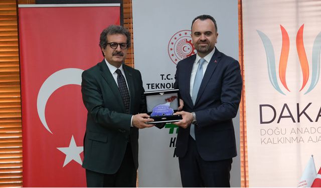 Doğu Anadolu Kalkınma Ajansında devir teslim töreni yapıldı