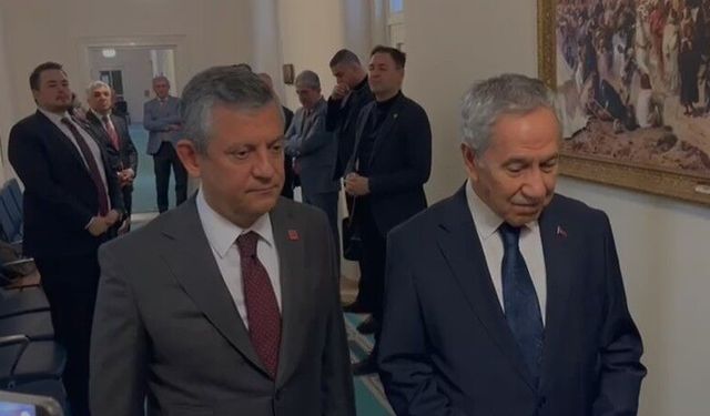 Özgür Özel'den Bülent Arınç'a ziyaret