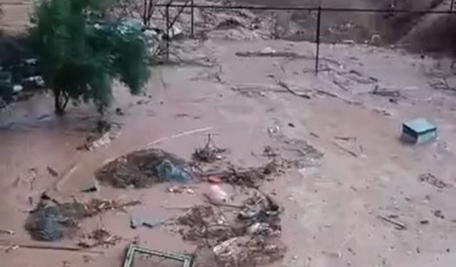 Şırnak’ta sağanak; dereler taştı, evleri su bastı