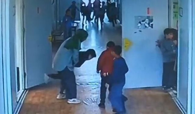 Öğretmenin Heimlich müdahalesi öğrenciyi kurtardı