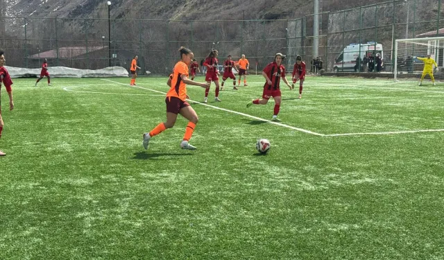 Yüksekova Spor'dan nefes kesen mücadele: 1-1