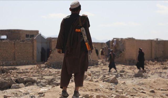 Pakistan-Afganistan sınırında çatışmalar şiddetleniyor