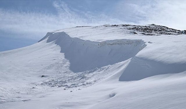 Isınan hava çığ tehlikesini artırıyor