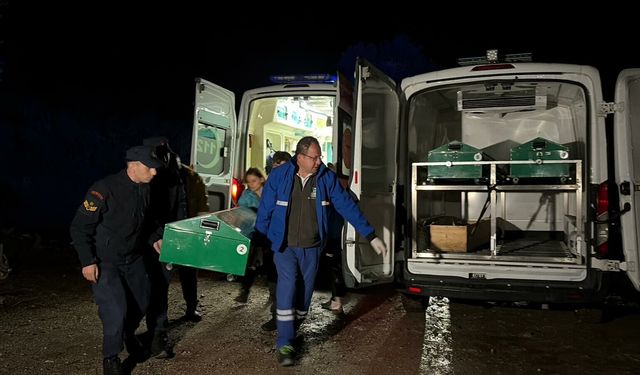 tur teknesi battı: 6 kişi kurtarıldı, 1 ölü