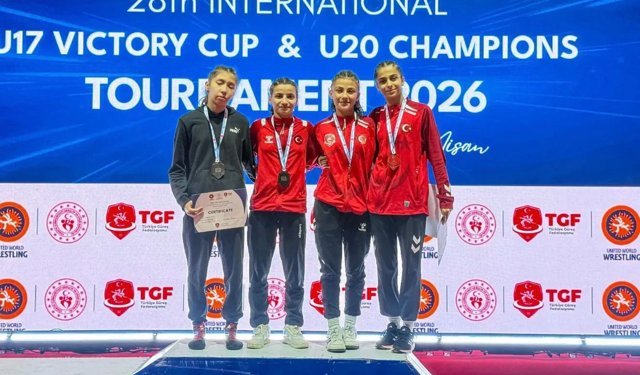 Hakkarili Havin Selçuk’tan gururlandıran başarı