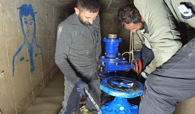 Hakkari’de su kesintisi krizi gece müdahalesiyle aşıldı