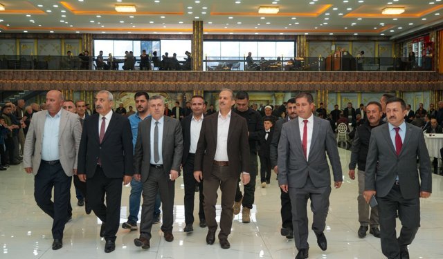 Vali Taşyapan düğün törenlerine Katıldı