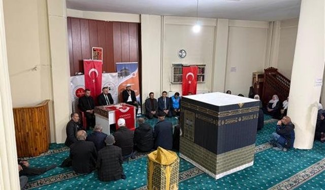 Yüksekova’da hac heyecanına Müftü Okuş’tan destek