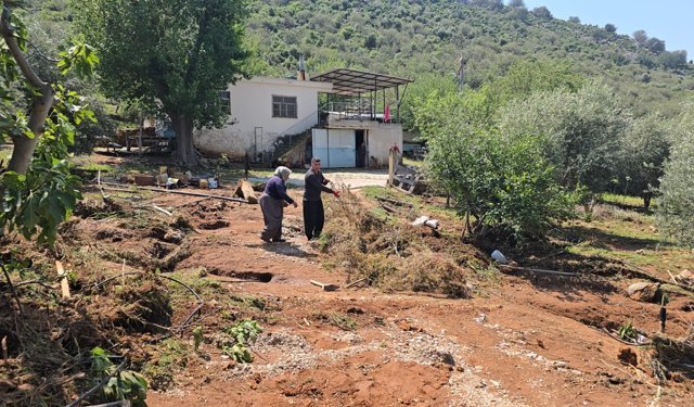 Sel felaketinin izleri gün yüzüne çıktı
