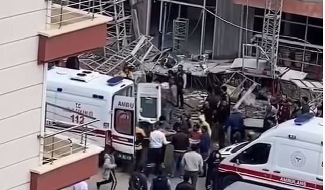 İnşaat iskelesi çöktü; 3 işçi yaralı