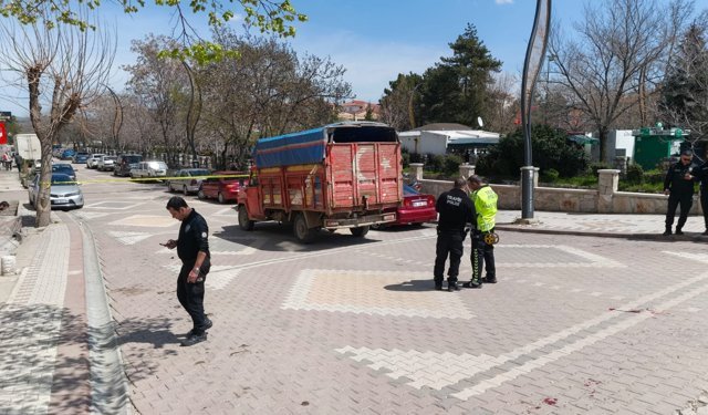 Ankara'da kamyonetin çarptığı 3 yaşındaki çocuk öldü