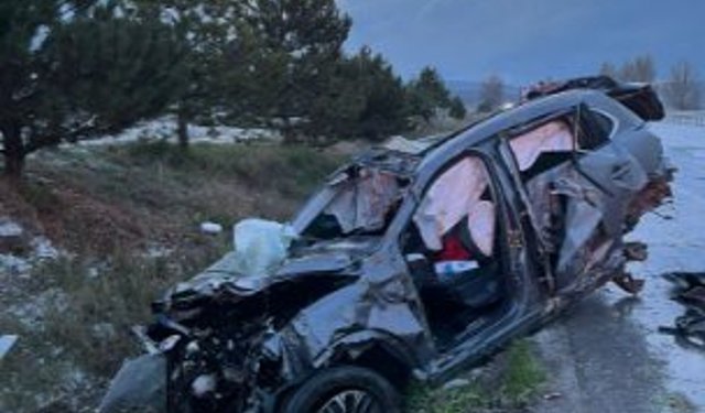 Aynı noktada peş peşe 2 kaza: 1 ölü