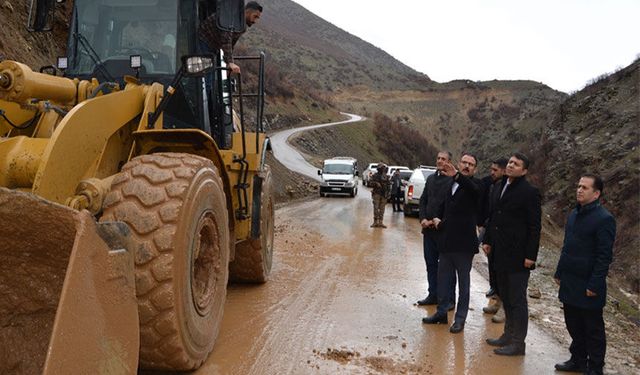 Şemdinli–Derecik yolu Meclis gündeminde