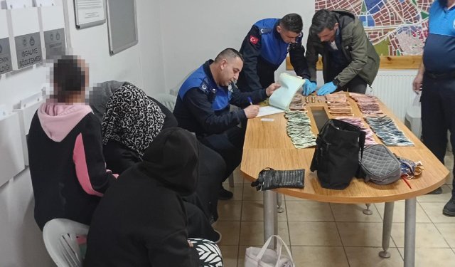 2 dilencinin üzerinden 19 bin 600 lira çıktı