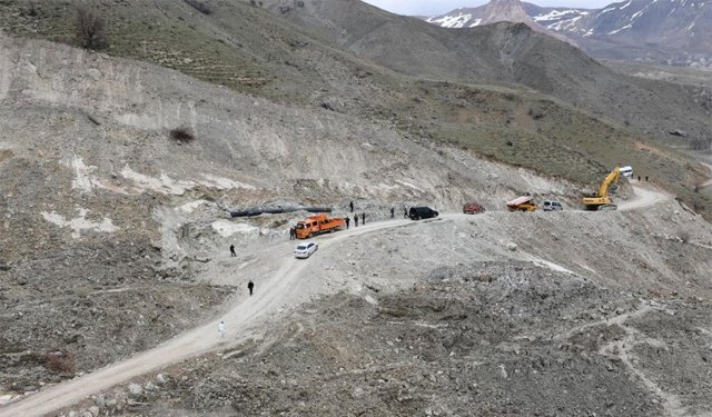 Hakkari Valiliğinden yolla ilgili önemli duyuru