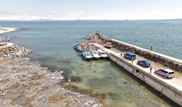 İnci kefali için nöbet tutuluyor