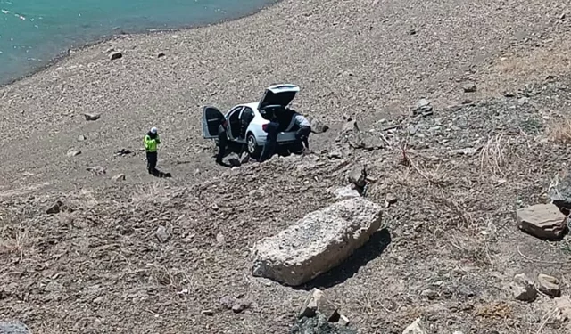 Zernek Barajı’na uçan araç son anda durdu