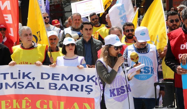 Hakkari’de 1 Mayıs’ta emek ve demokrasi talepleri yükseldi