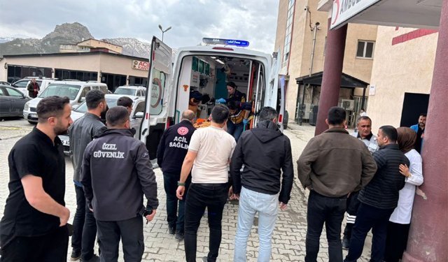 Hakkari’deki bıçaklı saldırıya Türk Sağlık-Sen’den tepki