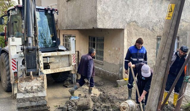 Hakkari’de su arızalarına hafta sonu mesaisi