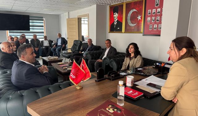 DEM Parti’den CHP Hakkari İl Başkanlığına iade-i ziyaret
