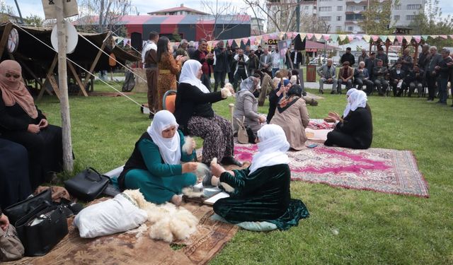 Van'da Kürt Dil Bayramı etkinlikleri