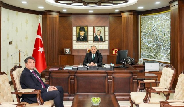 Türk Telekom Müdürü Çatal’dan Vali Taşyapan’a ziyaret