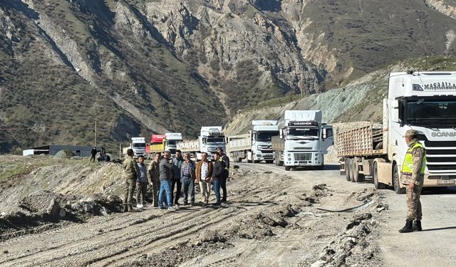 Hakkari'de kurulacak panel köprüler bölgeye ulaştı
