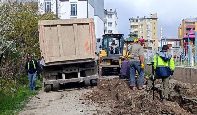 içme suyu depoları ile bağlantı hatları yenileniyor