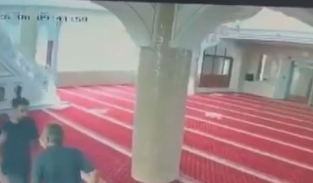 Cami imamına yumruklu saldırı kamerada