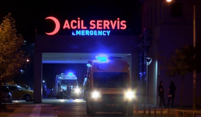 Diyarbakır’da yorgun mermi bir kişiyi ağır yaraladı