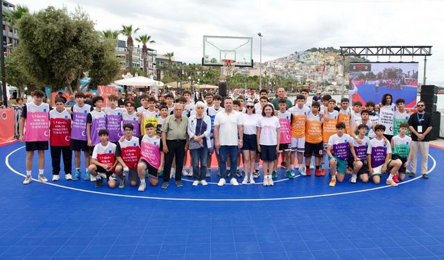 Kuşadası’nda 19 Mayıs coşkusu başladı