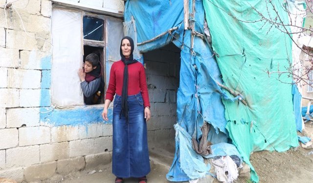 Yıkılmak üzere olan evde 6 kişilik ailenin yaşam mücadelesi