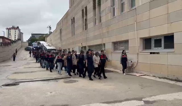 Yoğun bakım usulsüzlüğü operasyonunda 19 şüpheli adliyede