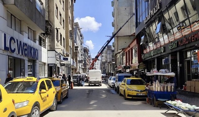 Nedim Zeydan Caddesi 5 gün trafiğe kapatılacak