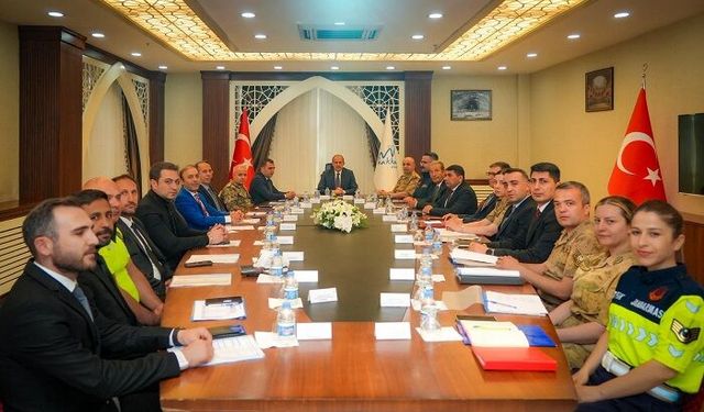Hakkari’de Mayıs ayında 340 aranan şahıs yakalandı