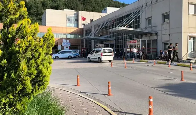 Alacak verecek kavgası: 1 ölü 3 yaralı