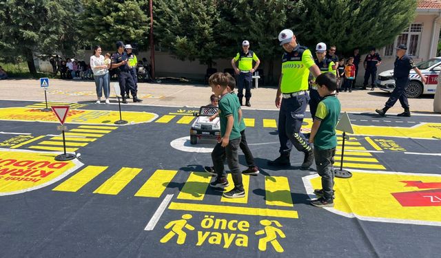 Keban'da ilkokul öğrencilerine tafik eğitimi verildi