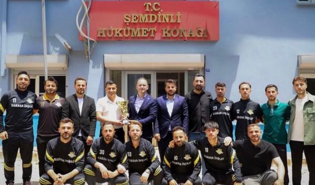 Şampiyon Üzümkıranspor’dan Kaymakam Akpınar’a ziyaret