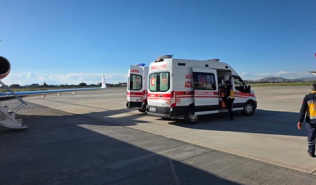 İki bebek ambulans uçakla İstanbul’a sevk edildi
