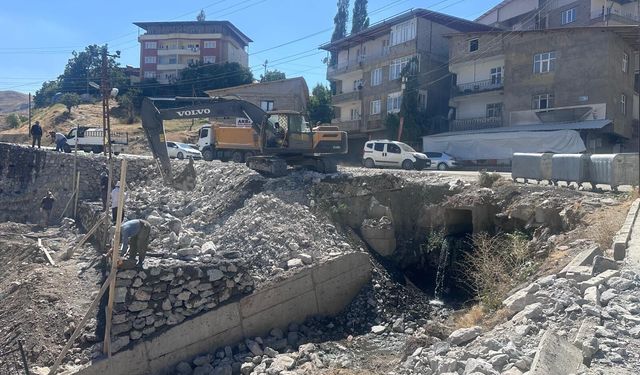 Merzan Sanayi Kavşağı’nda düzenleme çalışması